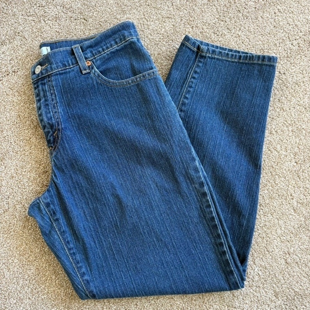 Levi's Women Jeans 550 Relaxed Tapered 10 Short Blue Medium Wash Stretch Denim‎